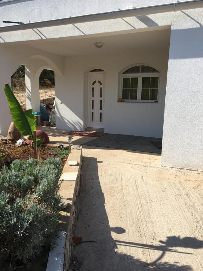 Apartman Put Svete Kate Raslina Luaran gambar