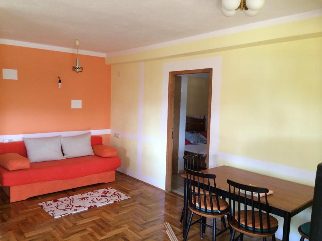 Apartman Put Svete Kate Raslina Luaran gambar