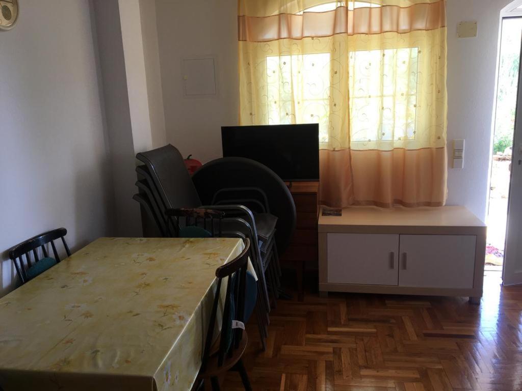 Apartman Put Svete Kate Raslina Luaran gambar